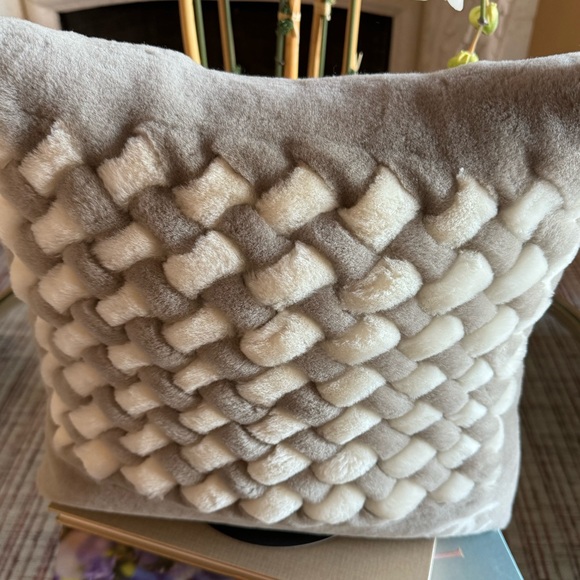 AUTHENTIC CHANEL Accent Throw Pillow - Picture 5 of 8